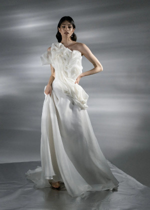 Strapless Ivory Organza Pleated Unique Wedding Dress